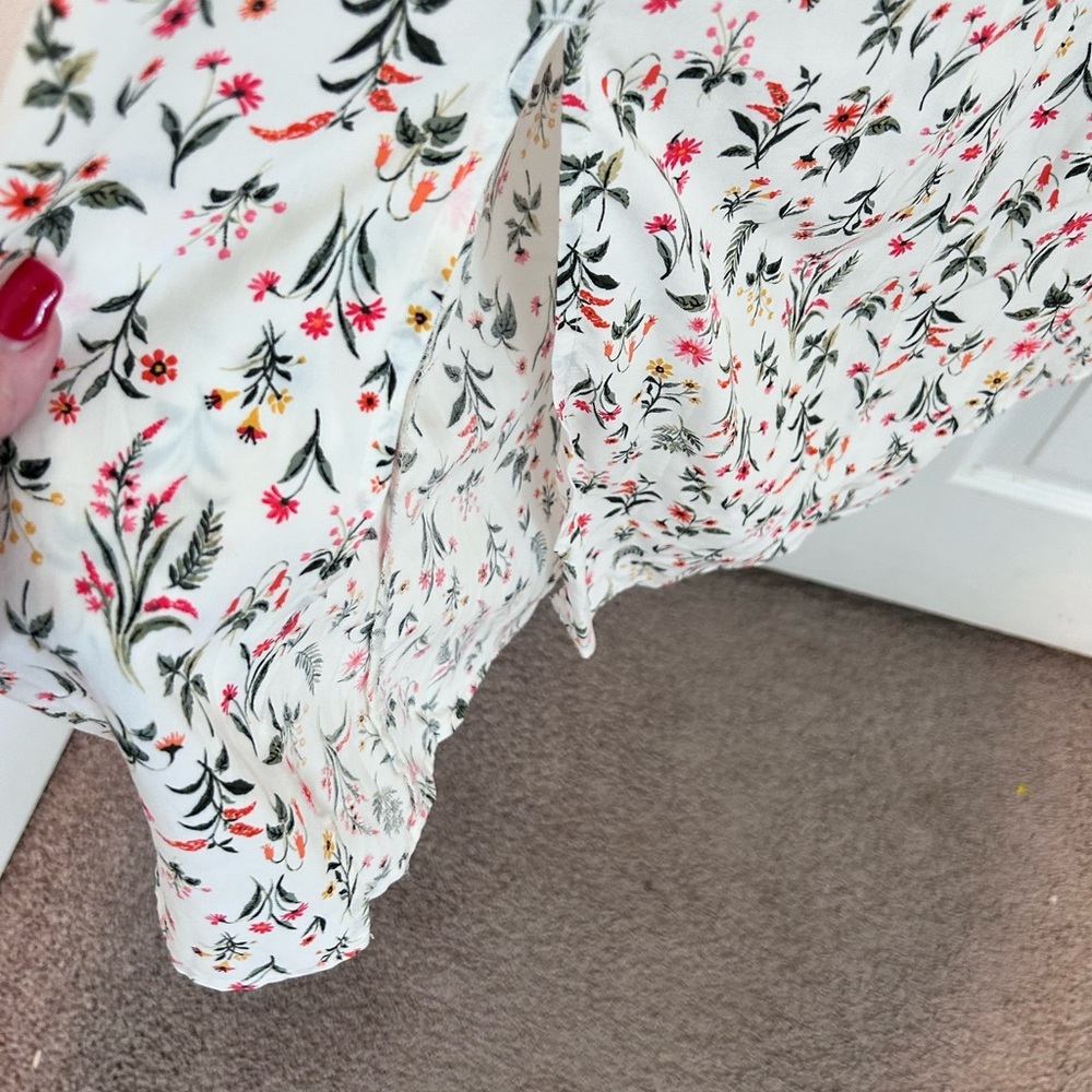 Old Navy Cream Maxi Dress with Orange, Yellow & Green Floral Print.  Size M - Picture 5 of 9